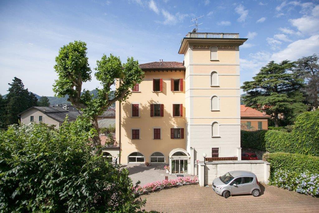 Hotel Quarcino Como Bagian luar foto