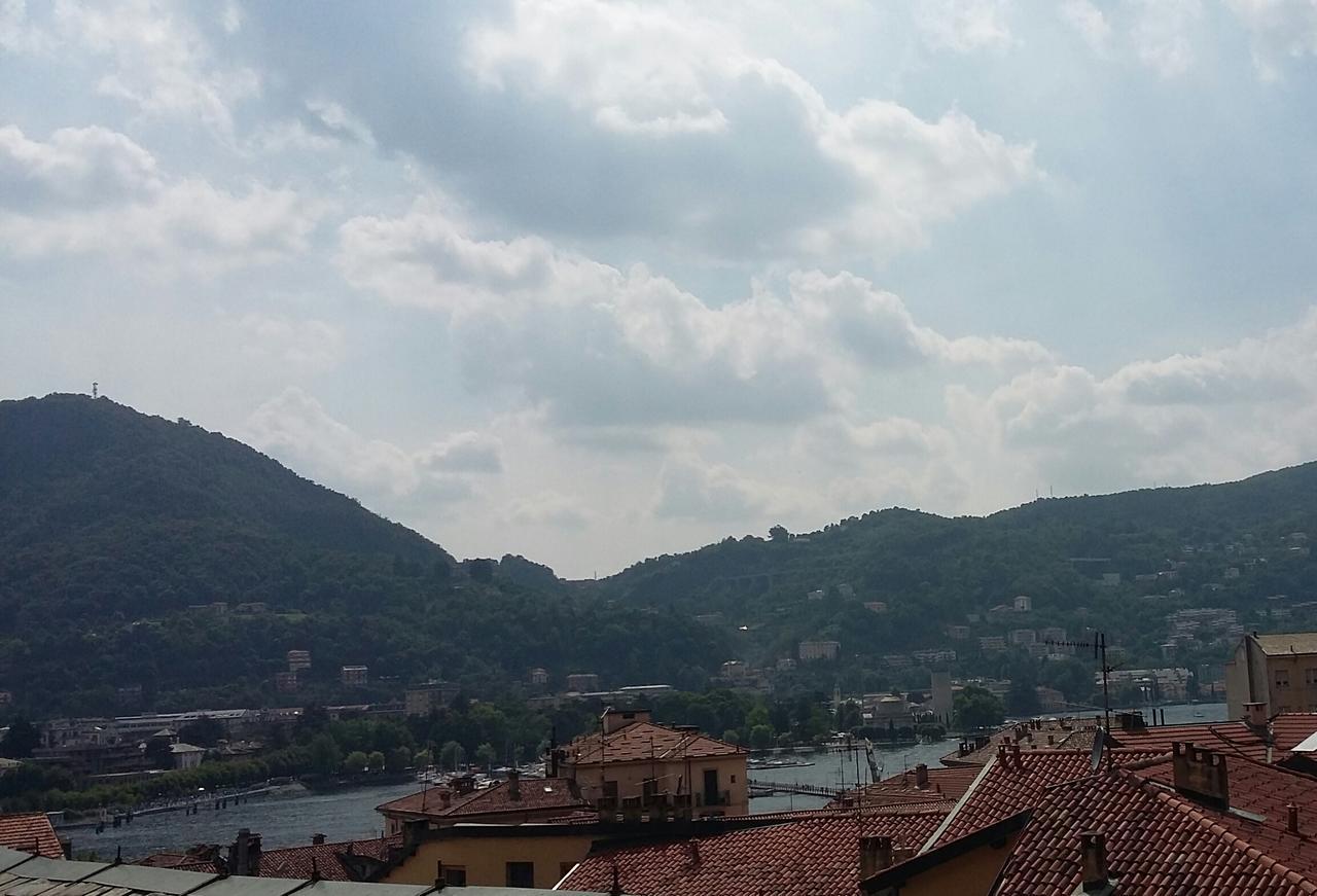Hotel Quarcino Como Bagian luar foto