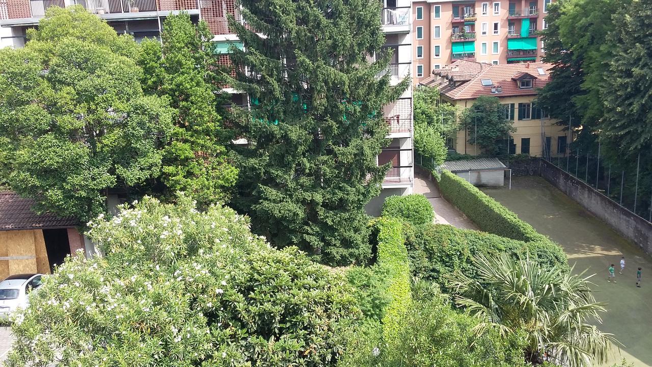 Hotel Quarcino Como Bagian luar foto