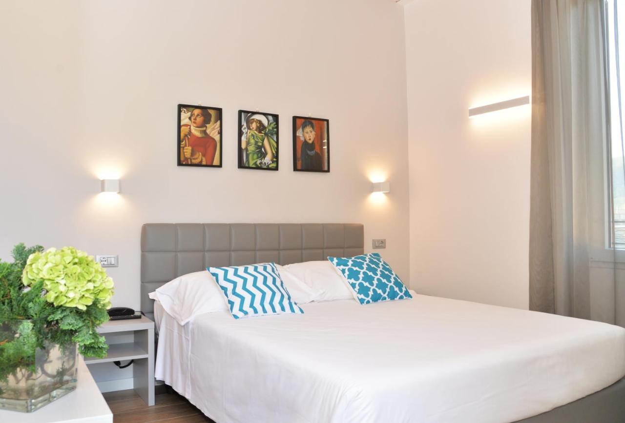 Hotel Quarcino Como Bagian luar foto