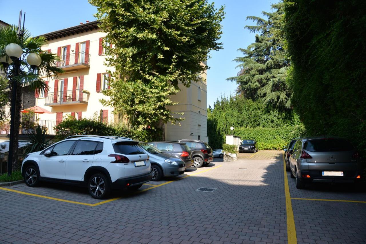 Hotel Quarcino Como Bagian luar foto