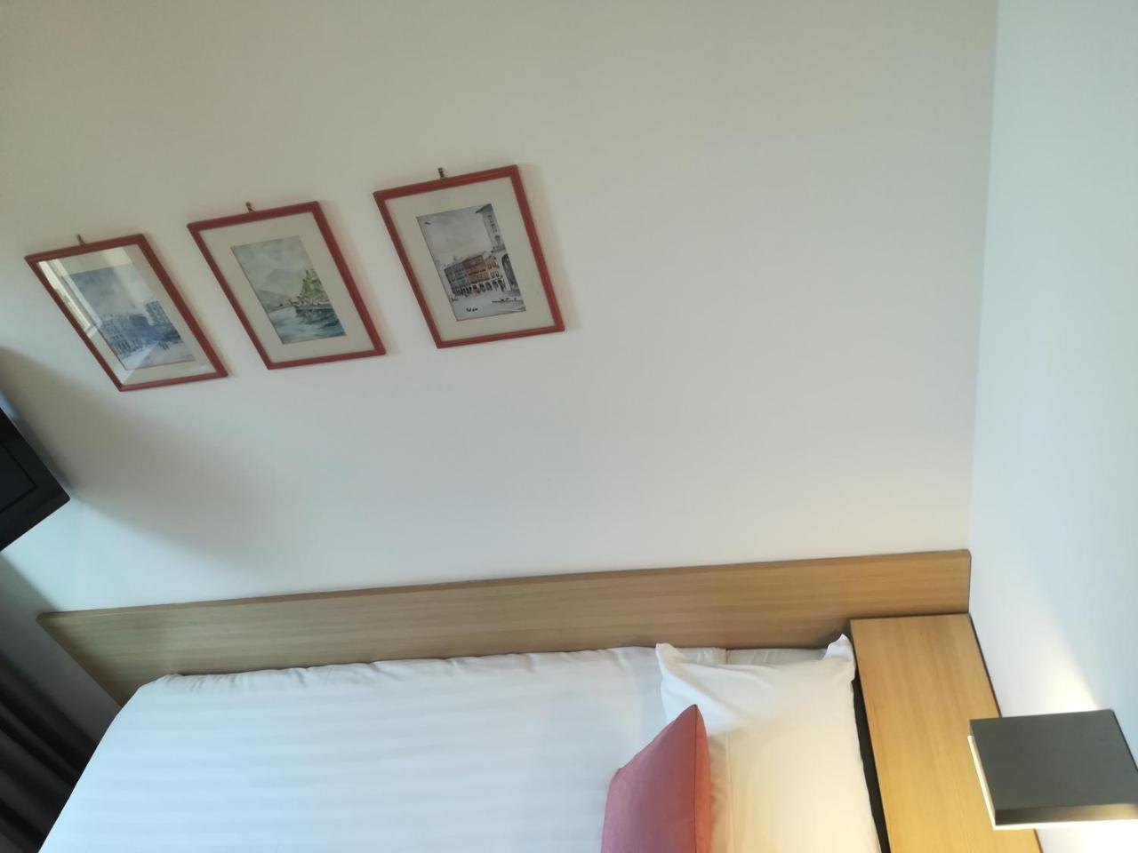 Hotel Quarcino Como Bagian luar foto