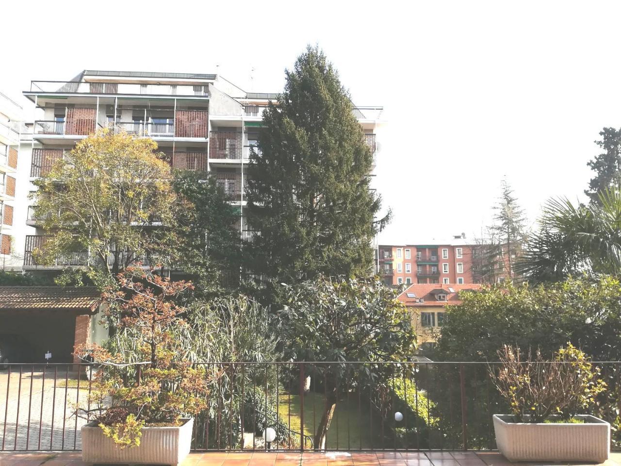 Hotel Quarcino Como Bagian luar foto